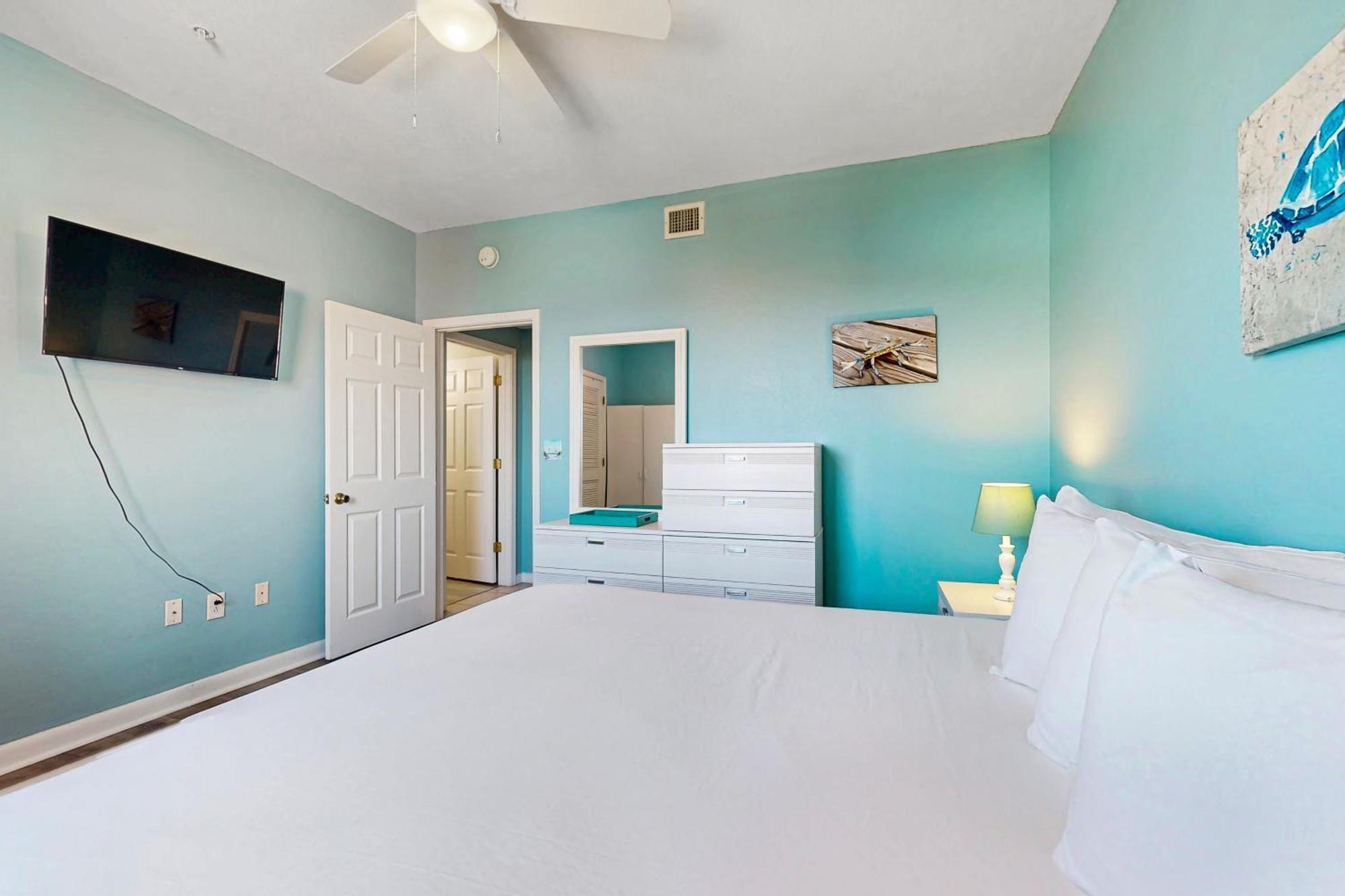 On The Gulf K-2 Apartment